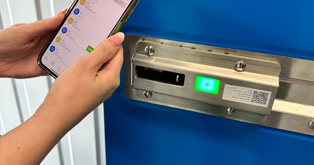 Padlocks versus Keyless Digital Locks - Smartbox Self Storage