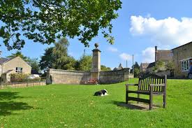 
      
        Gretton War Memorial
      
