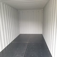 
      
        Dry and Clean Storage Units
      
